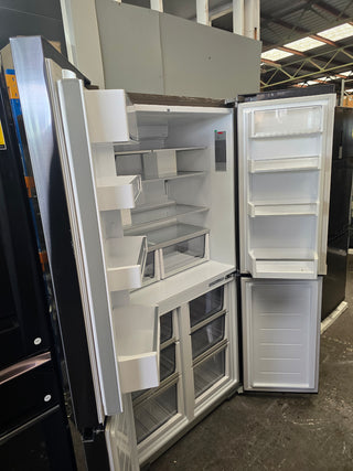 Fisher & Paykel Series 7 538L Quad Door Refrigerator with Ice and Water Black Stainless Steel RF605QNUVB1 [Factory Second]