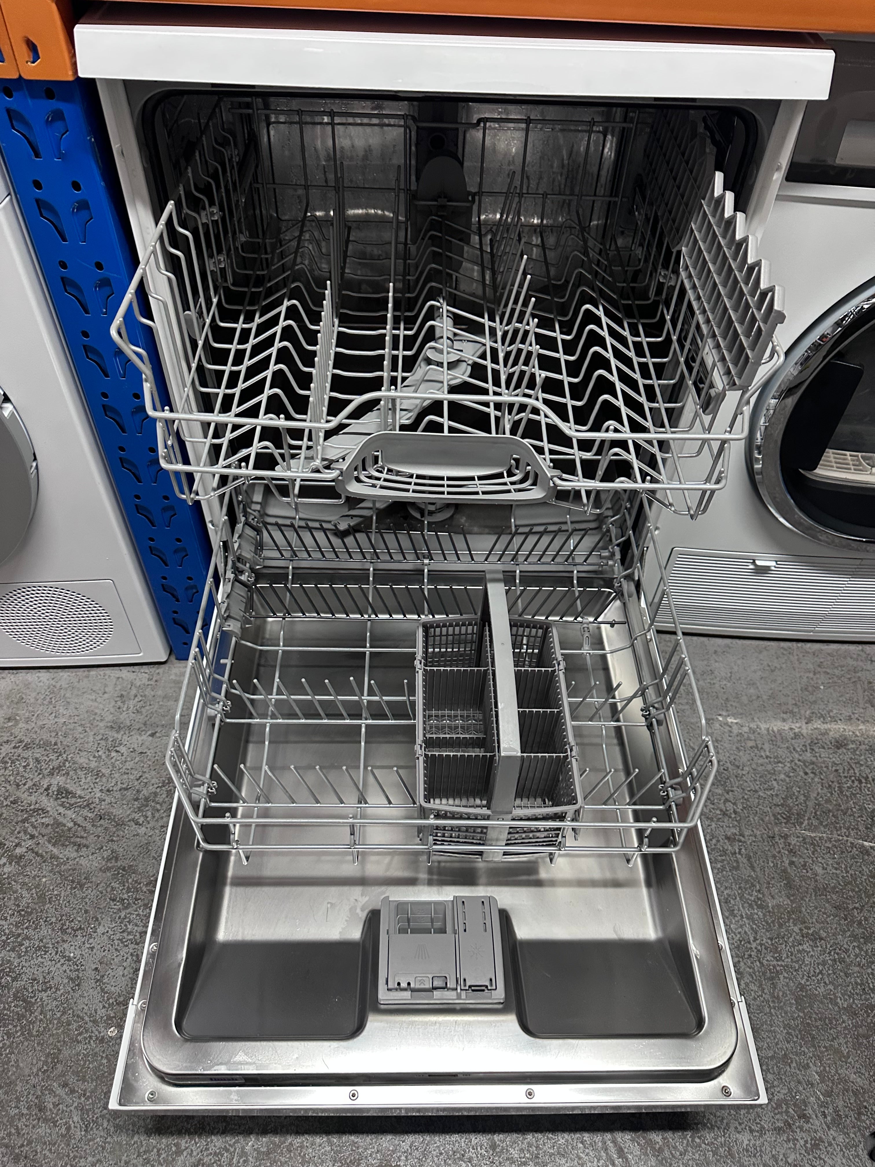 Bosch SMS50E32AU Serie Freestanding Dishwasher [Refurbished