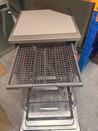 Whirlpool 15 Place Setting Dishwasher Stainless Steel [Refurbished]