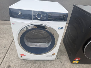 Electrolux 8kg Heat Pump Dryer EDH803BEWA [Refurbished]