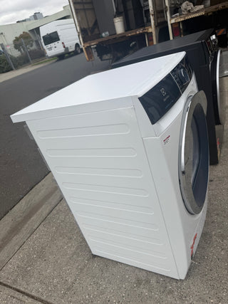 Electrolux 8kg Heat Pump Dryer EDH803BEWA [Refurbished]