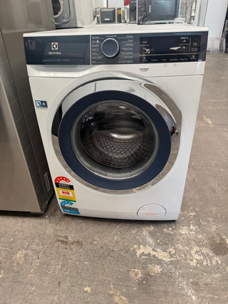 Electrolux 10kg Front Load AutoDose Washing Machine EWF1041ZDWA [Refurbished] - DMS Appliances