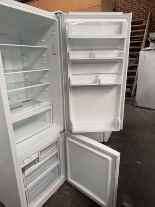 Westinghouse 370L Bottom Mount Fridge [Refurbished] - DMS Appliances