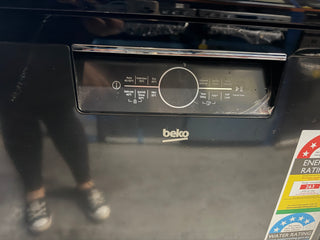 *Current Model* Beko BDFB1630B 16 Place Setting Freestanding Dishwasher (Glossy Black) [Factory Second] - DMS Appliances