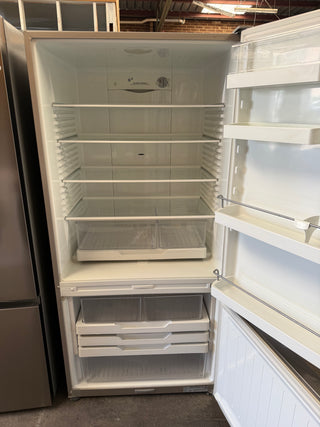 Fisher & Paykel 522L Stainless Steel Bottom Mount Fridge [Refurbished ]