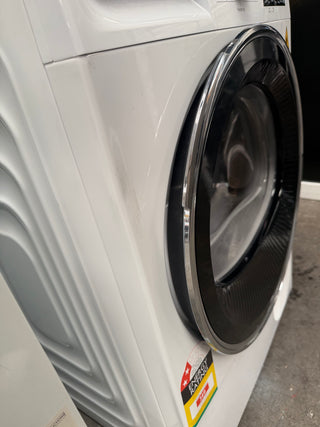 *Current Model* Beko 8kg Sensor Controlled Condenser Tumble Dryer BDCB8020W [Carton Damage]