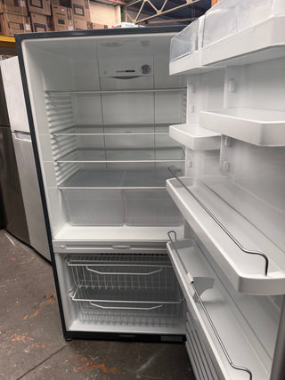 Fisher & Paykel  519L Stainless Steel Bottom Mount Refrigerator [Refurbished]