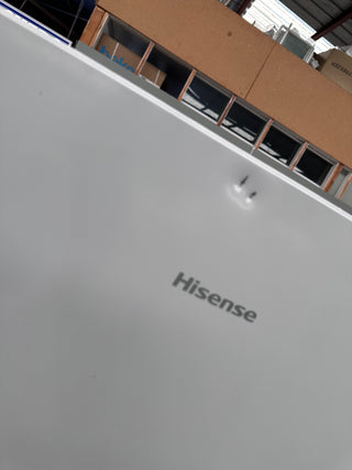 Hisense  424L Top Mount Fridge (White) [Factory Second]