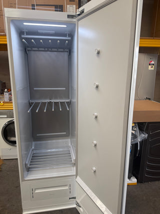 *Current Model *Fisher & Paykel Series 11 60cm Fabric Care Cabinet with Steam Care White FC1260H1 [Factory Second]