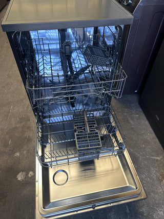 * Current Model *Haier 60cm 300 Series Freestanding Dishwasher Black HDW13F0B1 [Factory Second]