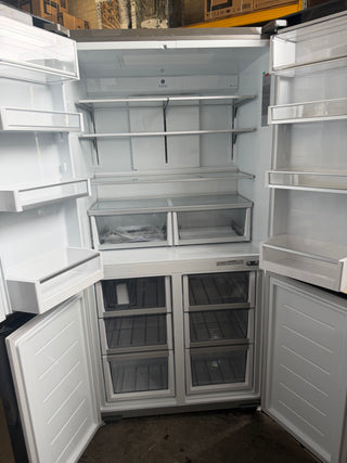 Fisher & Paykel Series 7 538L Quad Door Refrigerator with Ice and Water Black Stainless Steel RF605QNUVB1 [Factory Second]