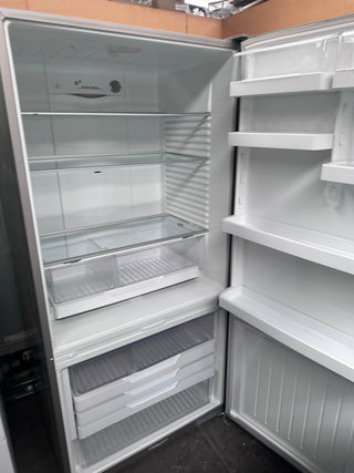 Fisher & Paykel  519L Stainless Steel Bottom Mount Refrigerator [Refurbished]
