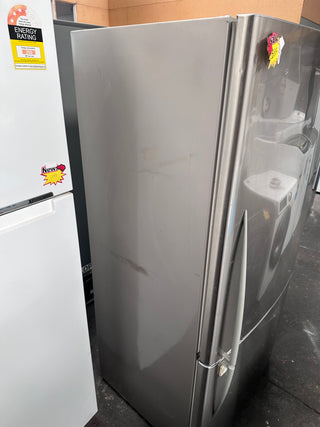 Fisher & Paykel  519L Stainless Steel Bottom Mount Refrigerator [Refurbished]