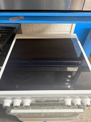 *Current Model* Beko 60cm White Electric Freestanding Oven With Ceramic Cooktop BFCB60VMW [Factory Second]