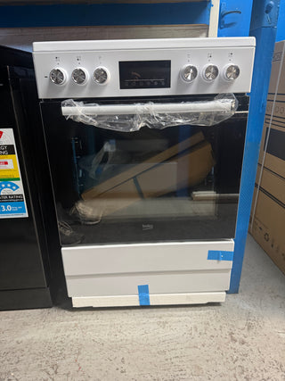 *Current Model* Beko 60cm White Electric Freestanding Oven With Ceramic Cooktop BFCB60VMW [Factory Second]