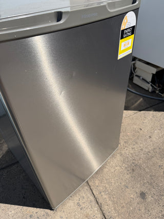 Hisense 120L Bar Fridge [Refurbished]