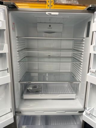 Fisher & Paykel Series 7 487L French Door Refrigerator with Ice and Water Stainless Steel RF522ADUX5 [Factory Second]