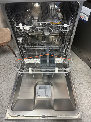 *Current Model* Beko 60cm Freestanding Dishwasher 14 Place Platinum Steel BDFB1410X [Factory Second]