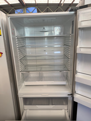 fisher & Paykel 522L Bottom Mount Fridge [Refurbished]