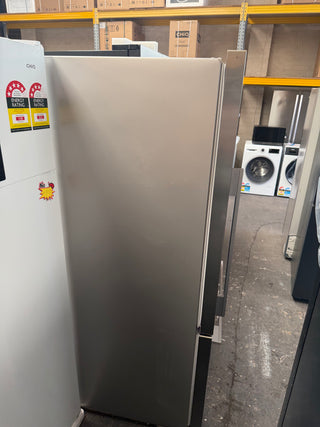 fisher & Paykel 522L Bottom Mount Fridge [Refurbished]