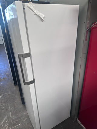 *Made in Europe* Beko 250L Upright Frost Free Freezer BVF290W [Carton Damaged - 12 Months warranty]