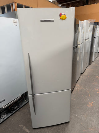 Fisher and Paykel 402L Bottom Fridge [Refurbished]