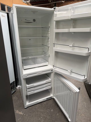 Fisher and Paykel 402L Bottom Fridge [Refurbished]