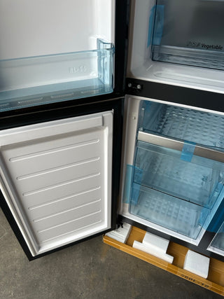 Hitachi 638L 4 RWB640VT0GBK Door French Door Fridge - Black Glass [Carton Damage]
