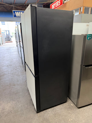 *Current Model* Hitachi 638L RWB640VT0XMGW Fridge with Non-Plumbed Ice Maker - Glass Matte White [Factory Second]