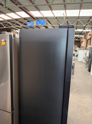 *Current Model* Hitachi 638L RWB640VT0XMGW Fridge with Non-Plumbed Ice Maker - Glass Matte White [Factory Second]