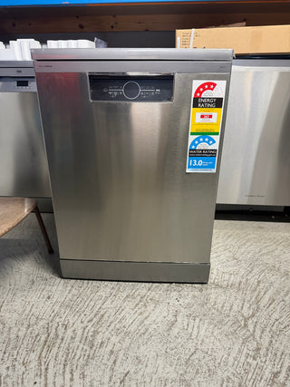 *Current Model - Made in Europe* Beko BDFB1630X 16 Place Setting Freestanding Dishwasher (Platinum Steel) [Factory Second]