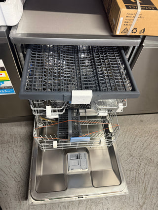*Current Model - Made in Europe* Beko BDFB1630X 16 Place Setting Freestanding Dishwasher (Platinum Steel) [Factory Second]
