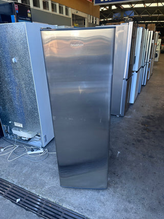 Fisher & Paykel 213L Upright Freezer [Refurbished]