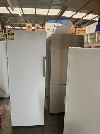 *Made in Europe*  Beko 256L Upright Frost Free Freezer BVF290W  [Factory Second]