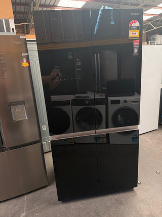 Hitachi 638L 4 RWB640VT0GBK Door French Door Fridge - Black Glass [Carton Damage]