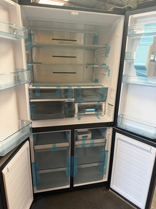 Hitachi 638L 4 RWB640VT0GBK Door French Door Fridge - Black Glass [Carton Damage]