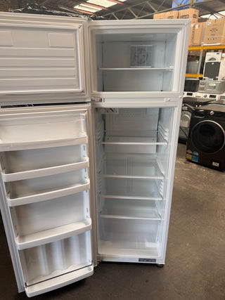 Fisher & Paykel 249L Top Mount Fridge [Refurbished] - DMS Appliances