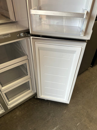 *Current Model * Fisher & Paykel Series 7 498L Quad Door Refrigerator Stainless Steel RF500QNX1 [Factory Second]