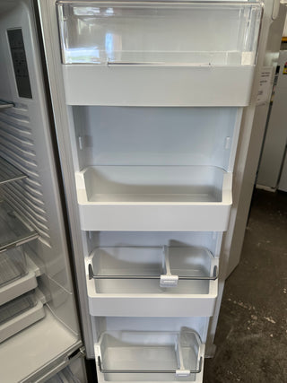 *Current Model* Fisher & Paykel Series 7 569L French Door Refrigerator Stainless Steel RF610ADX5 [Factory Second]