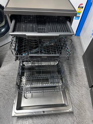 *Current Model*Haier HDW15F3S1 15-Place Setting Freestanding Dishwasher (Satina) [Factroy Second]