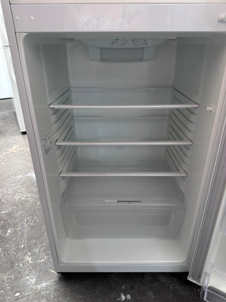 Kelvinator 420L White Top Mount Refrigerator [Refurbished]