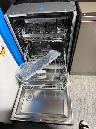 * Current Fisher & Paykel Series 9 Contemporary Tall Built Under Dishwasher Black DW60UZT4B2 [Factory Second]]