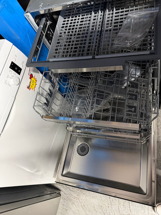 * Current Fisher & Paykel Series 9 Contemporary Tall Built Under Dishwasher Black DW60UZT4B2 [Factory Second]]