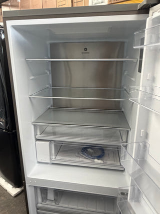 Fisher & Paykel Series 5 515L Bottom Mount Fridge with Ice and Water Stainless Steel RF505BRNUX1 [Factory Second]
