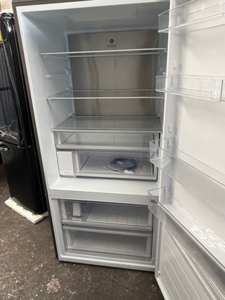Fisher & Paykel Series 5 515L Bottom Mount Fridge with Ice and Water Stainless Steel RF505BRNUX1 [Factory Second]