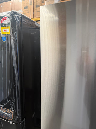 Fisher & Paykel Series 5 515L Bottom Mount Fridge with Ice and Water Stainless Steel RF505BRNUX1 [Factory Second]