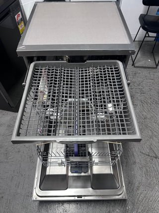 *Current Model* Beko 60cm Freestanding Dishwasher 16 Place Platinum Steel BDFB1630X [Factory Second]