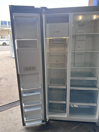 Bosch 665L Stainless Steel Bosch Side By Side Fridge [Refurbished]