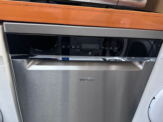 Whirlpool 60cm Freestanding Dishwasher [Refurbished]  MADE IN ITALY