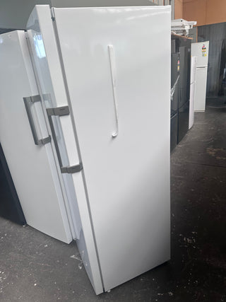 *Made in Europe* Beko 256L Upright Frost Free Freezer BVF290W [Carton Damaged - 12 Months warranty]